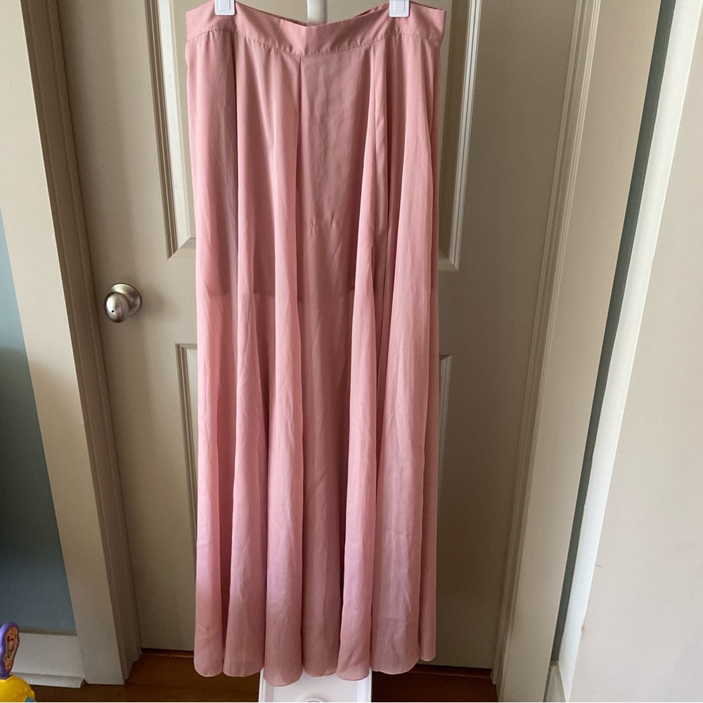 Lined Flowy Skirt w/Slit